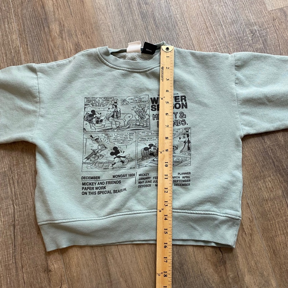 Zara Disney Mickey and Friends Winter Season‎ Comic Sweatshirt Sage Green Size 8 - Picture 6 of 6